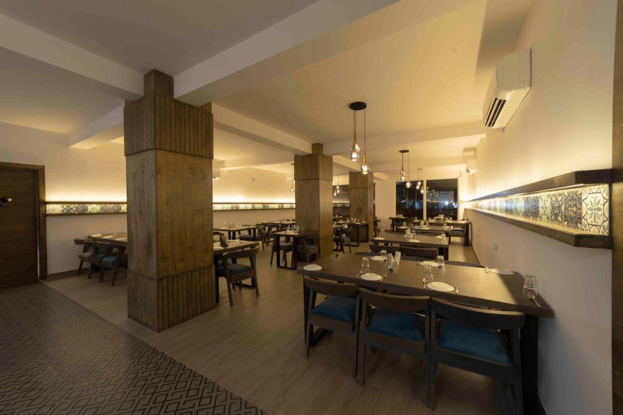 Samudra Resorts And Spa 푸리 외부 사진